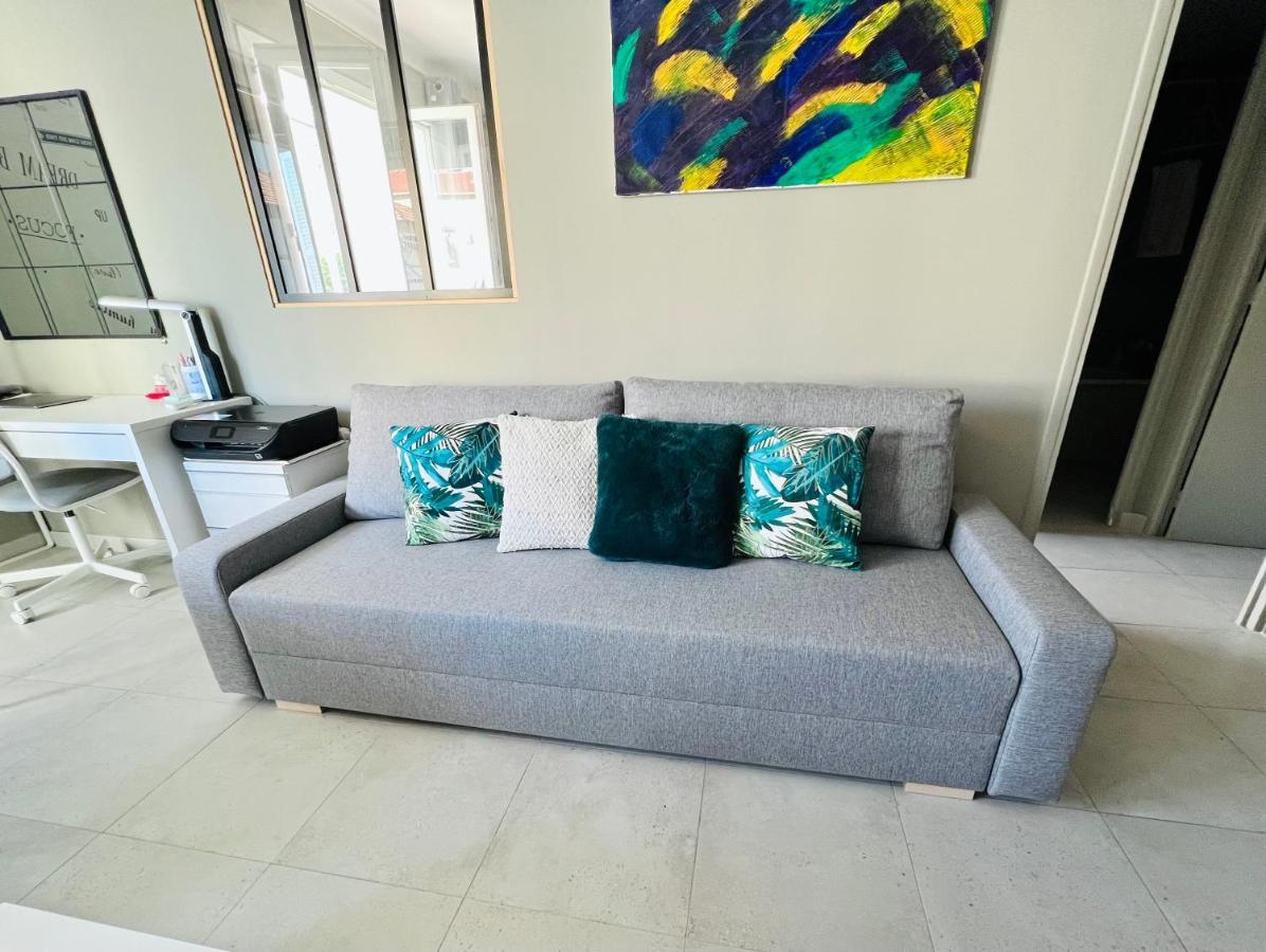Apartmán Nice West Cosy Flat Balcony, Near Airport, Train, Beach, Public Transport, Supermarket, Comfortable And Well Equipped Exteriér fotografie