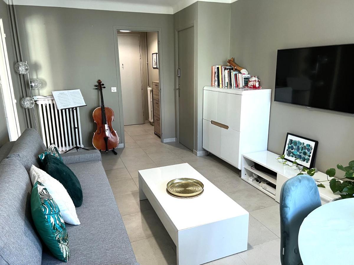 Apartmán Nice West Cosy Flat Balcony, Near Airport, Train, Beach, Public Transport, Supermarket, Comfortable And Well Equipped Exteriér fotografie