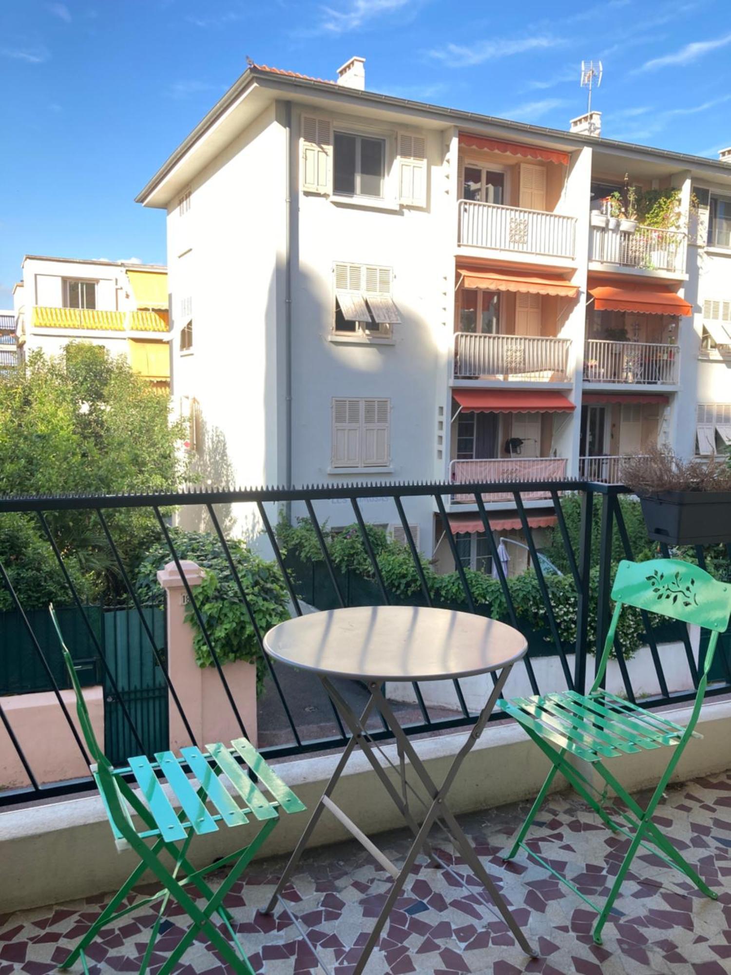 Apartmán Nice West Cosy Flat Balcony, Near Airport, Train, Beach, Public Transport, Supermarket, Comfortable And Well Equipped Exteriér fotografie